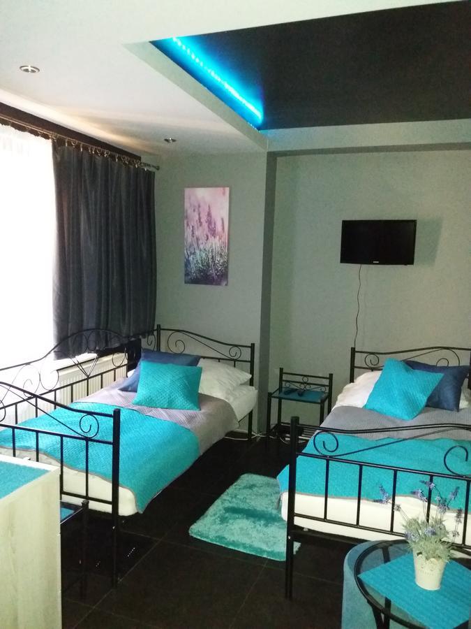 Lawendowy Hostel คราคูฟ ภายนอก รูปภาพ