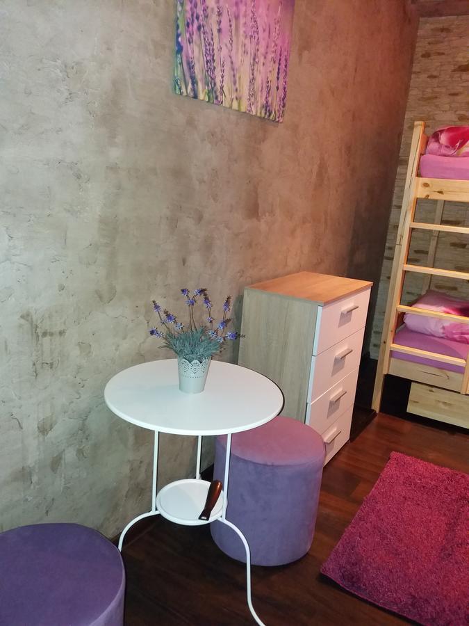 Lawendowy Hostel คราคูฟ ภายนอก รูปภาพ