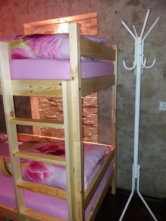 Lawendowy Hostel คราคูฟ ภายนอก รูปภาพ