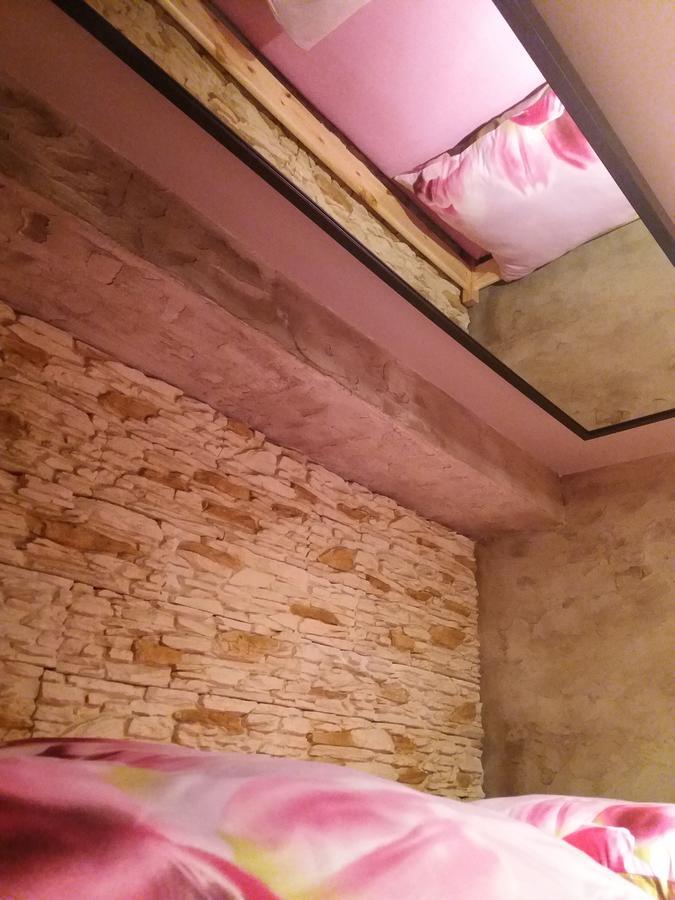 Lawendowy Hostel คราคูฟ ภายนอก รูปภาพ