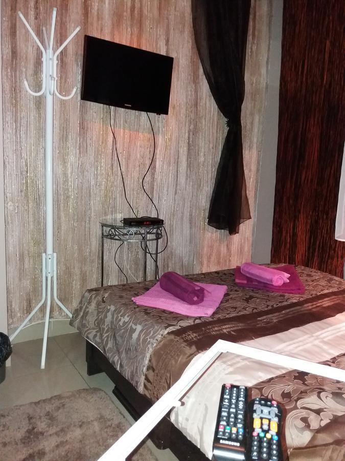 Lawendowy Hostel คราคูฟ ภายนอก รูปภาพ
