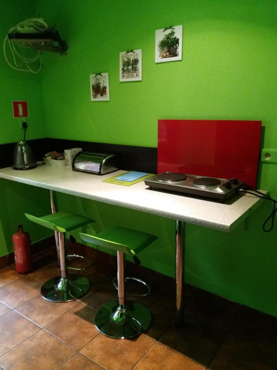 Lawendowy Hostel คราคูฟ ภายนอก รูปภาพ
